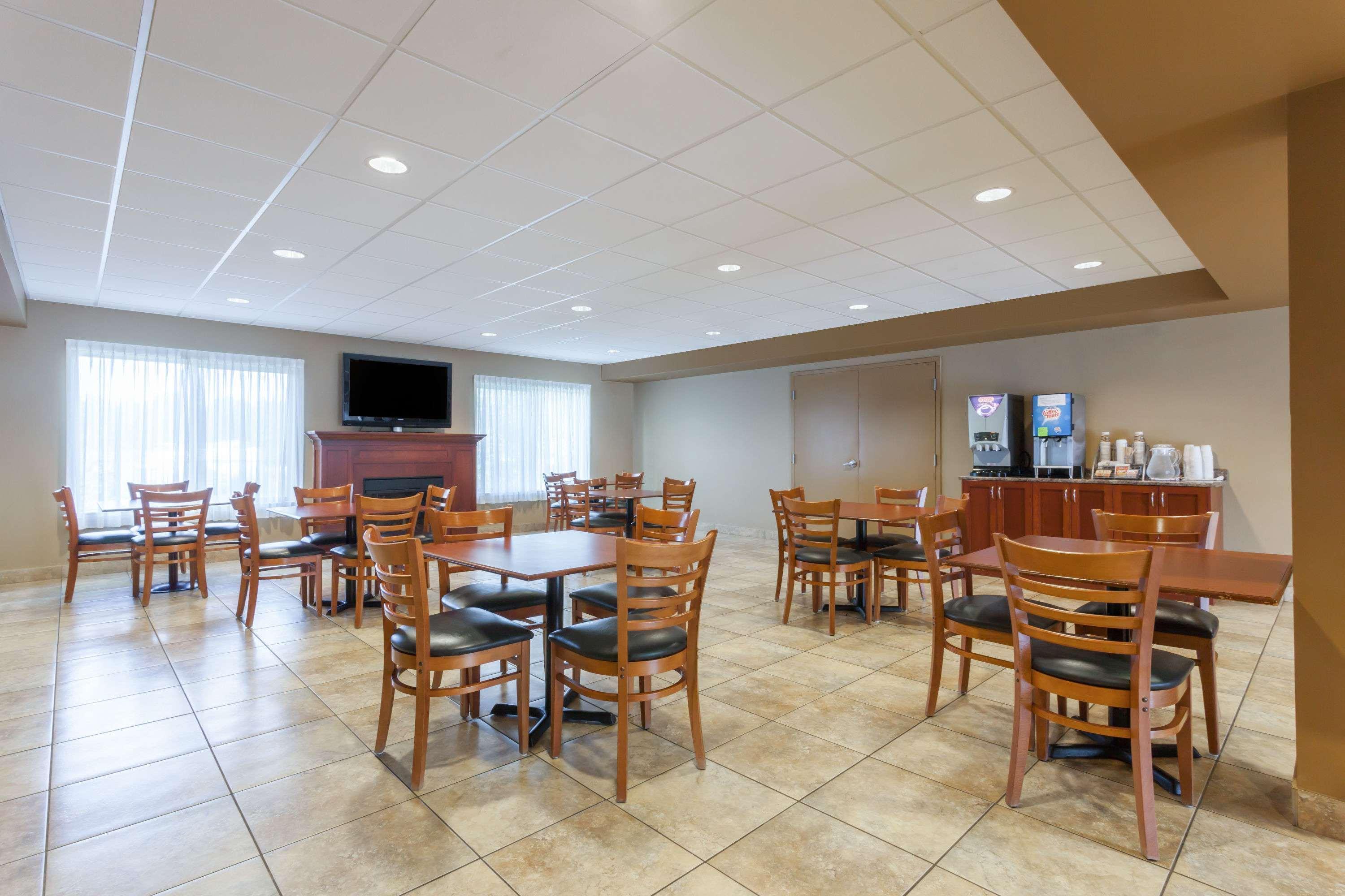 Hotel Super 8 By Wyndham Abbotsford Bc Extérieur photo