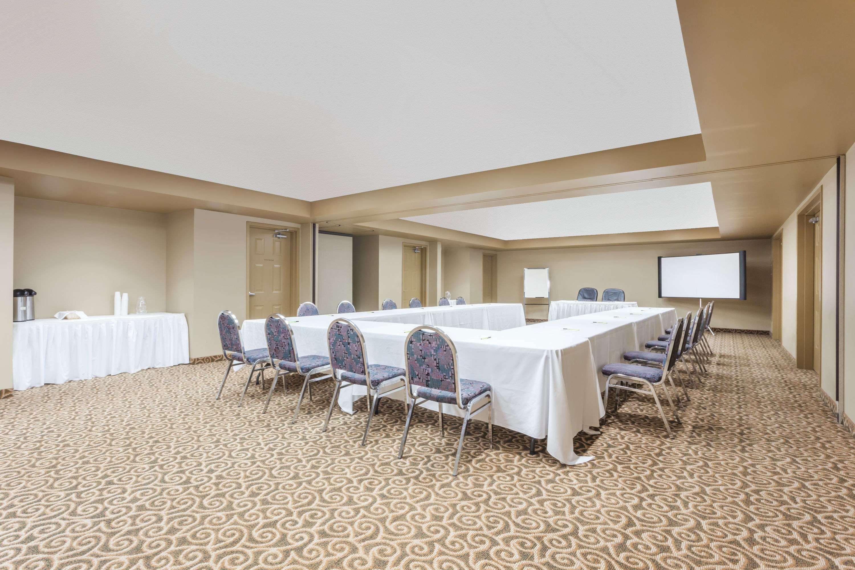 Hotel Super 8 By Wyndham Abbotsford Bc Extérieur photo